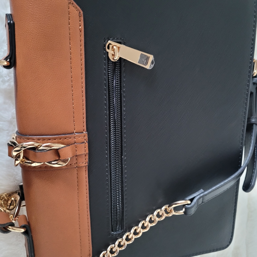 NWOT- Aldo CAILLA Brown and White Crossbody Bag with Gold Accents - Picture 5 of 6